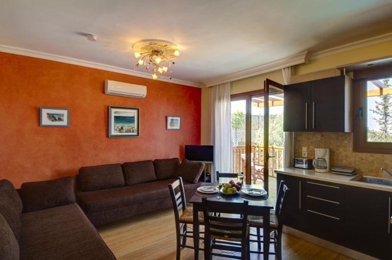Agios Nikitas Resort Villas Buitenkant foto