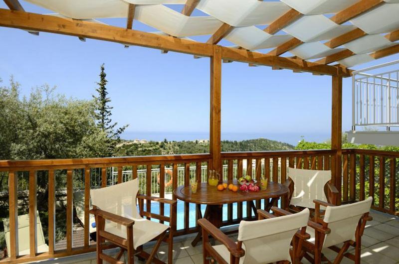 Agios Nikitas Resort Villas Buitenkant foto